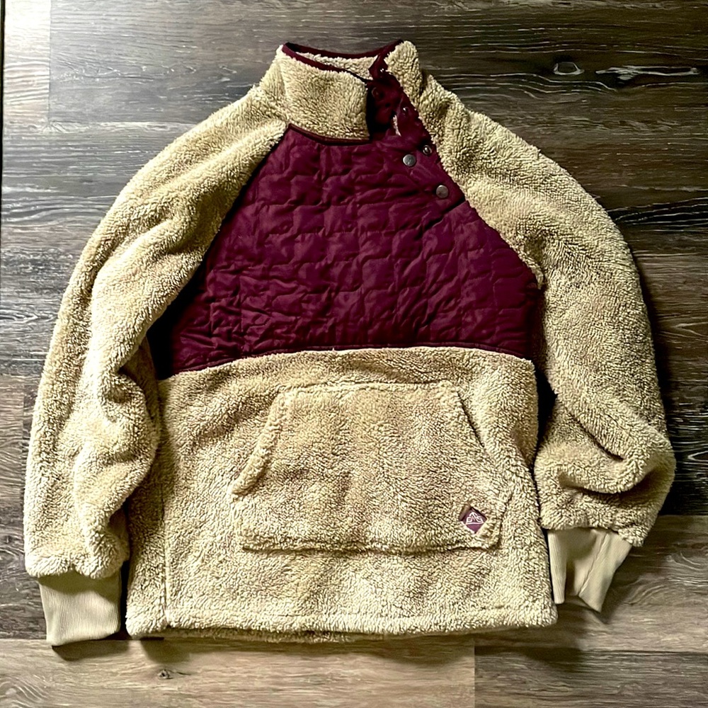 Eastern Mountain Sports (EMS) button up fleece